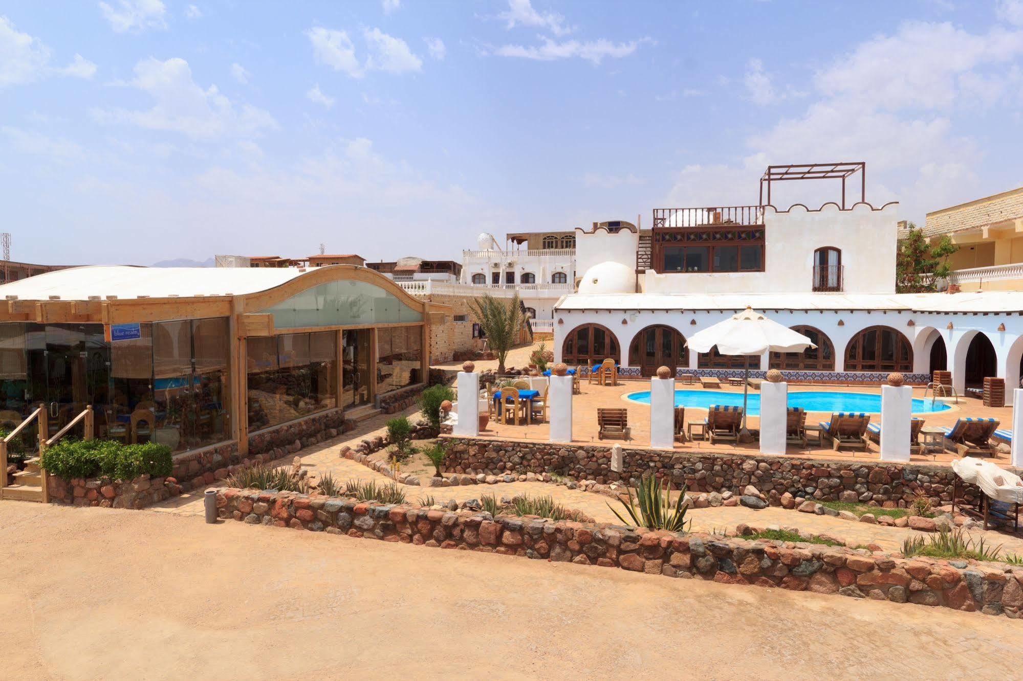 Blue Beach Club Dahab Bagian luar foto